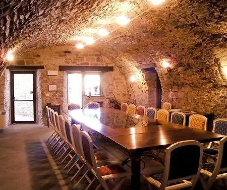 Borgo Casale Kır Evi