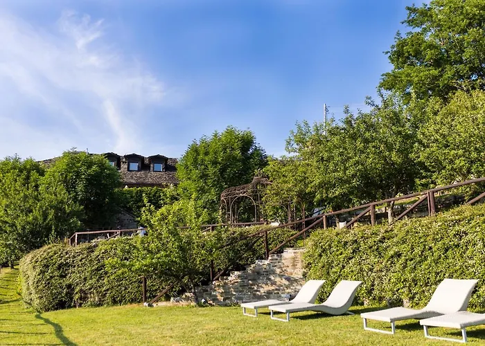 Borgo Casale * Albareto