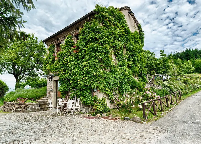 Casa di campagna Borgo Casale *
