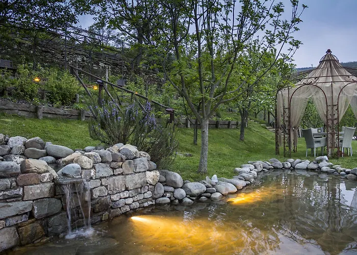 カントリーハウス Borgo Casale Albareto